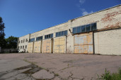 Склад временного  хранения с закрытой  и открытой площадкой  и рефрижератором.