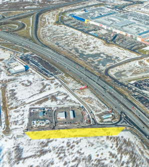 Продается   участок площадью-23 сотоки , рядом с прямым съездом и выездом на КАД в развитом торгово - индустриальном парке KAD GATE PARK (площадью 8га) у развязки КАД и проспекта Энгельса